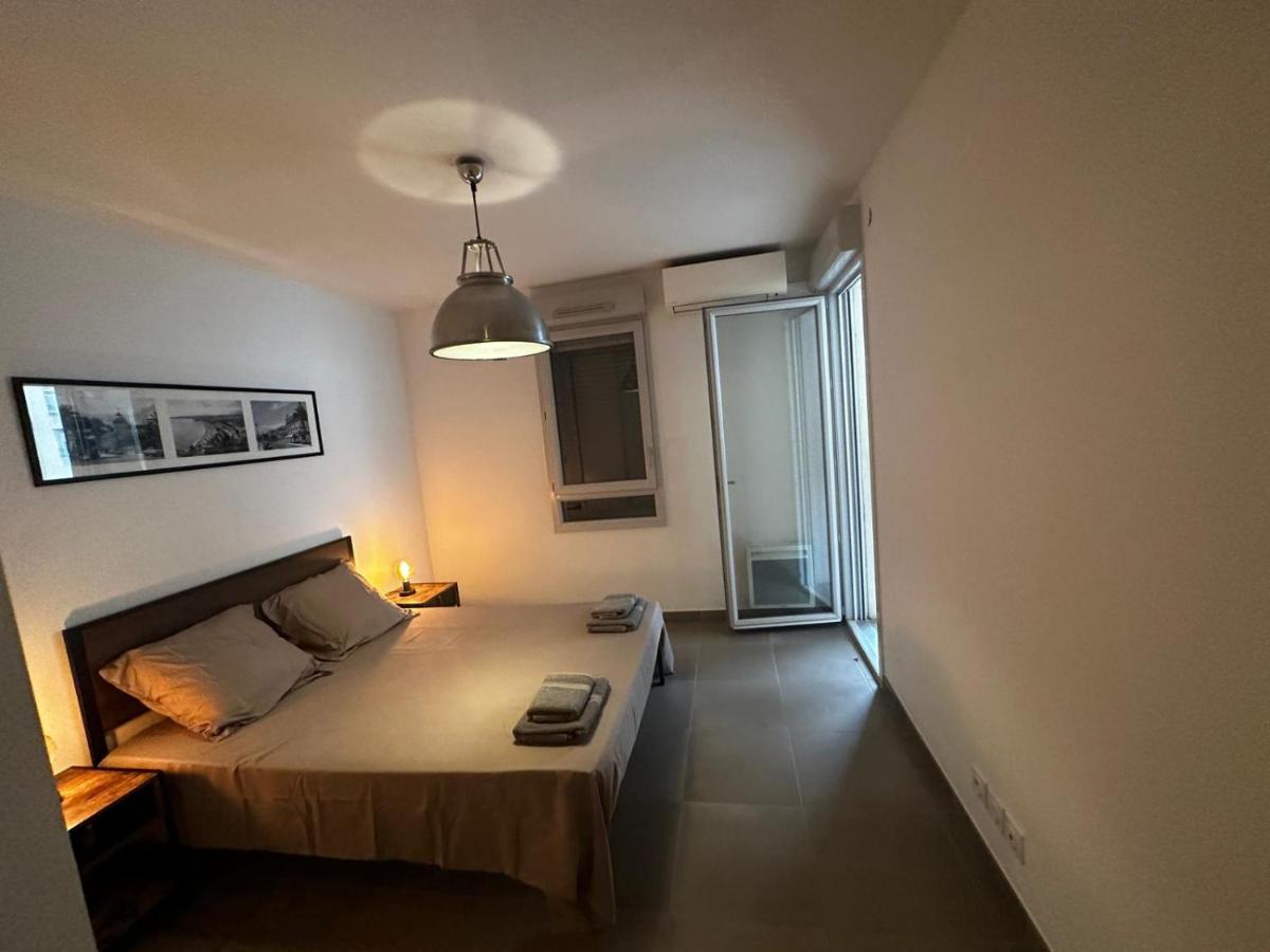 Appartement Superbe Terrasse 2p A 5 Min A Pied Du Vieux Nice, Du Port Et Du Tram Nice