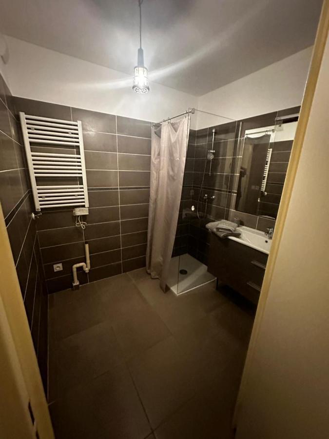 Appartement Superbe Terrasse 2p A 5 Min A Pied Du Vieux Nice, Du Port Et Du Tram Nice
